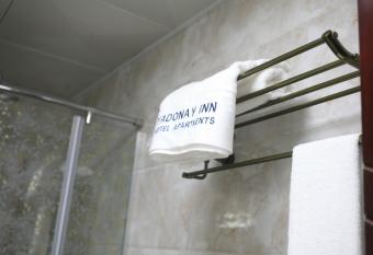 Yadonay Hotel allows 18 year olds to book a room