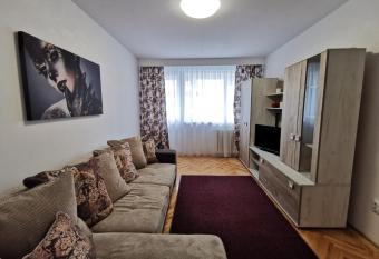 Apartament Carla-Maria has Balcony rooms