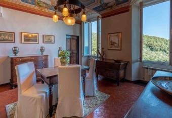 B&B Palazzo Del Duca has Balcony rooms