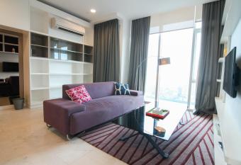 Dolphin Platinum KLCC Kuala Lumpur has rooms with a private hot tub