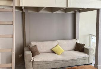 Maupiti allows 18 year olds to book a room