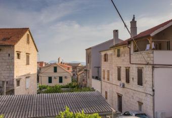 Apartmani Katija has Balcony rooms