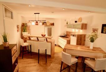 Apartment Almrock has Balcony rooms