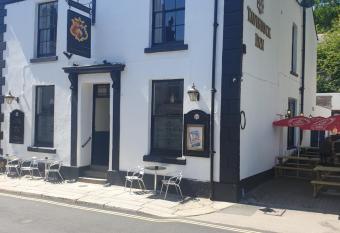 The Tavistock Inn allows 18 year olds to book a room