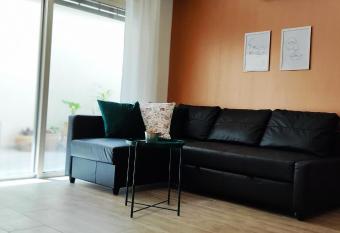 A mile from the Dead Sea has Balcony rooms