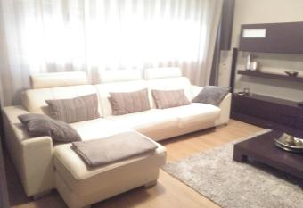 Casa Pimen allows 18 year olds to book a room