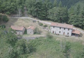 Parco Colle Fobia has Smoking/Balcony rooms