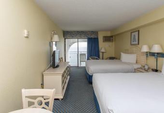 Direct Oceanfront Sea Mist Resort 21101 allows 18 year olds to book a room