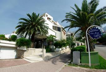 Hotel Villa Marija has Balcony rooms