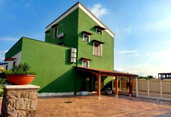 B&B LE MAGNOLIE has Balcony rooms