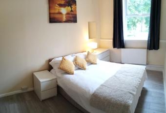 Ocean Lodge allows 18 year olds to book a room