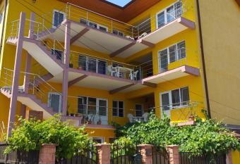 Vila Cata Costinesti has Balcony rooms