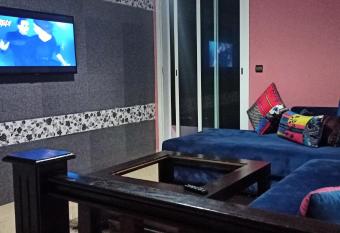 Studio meubl   Casablanca has Balcony rooms