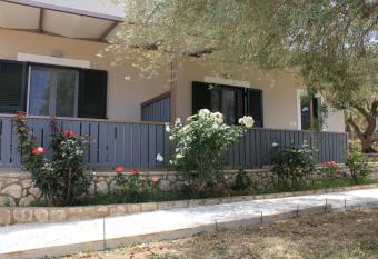 Chloe Apartments has Balcony rooms