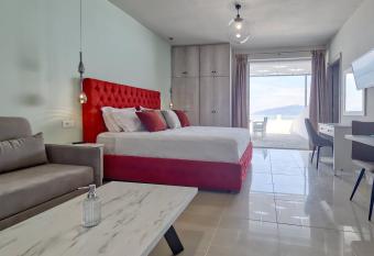 Epipleon Luxury Suites -102-                45                         35                                          has Balcony rooms