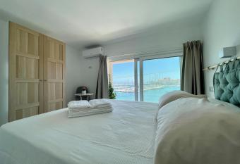 Eos Sea View Apartments allows 18 year olds to book a room