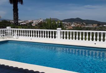 Apartment CALISTROS BENITACHELL MINIMUM STAY ONE NIGHT allows 18 year olds to book a room