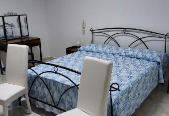 Il Canaletto has Balcony rooms