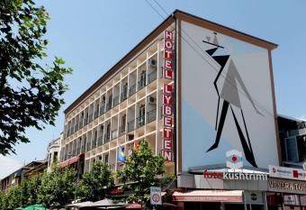 HOTEL LYBETEN has Balcony rooms