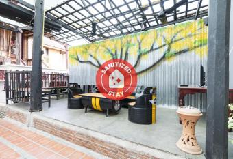 Baan Lanna at Prasingh allows 18 year olds to book a room