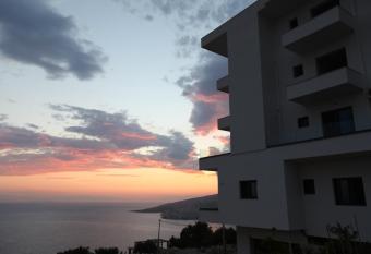 Angjelo Apartments allows 18 year olds to book a room