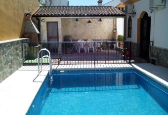 Casa Sierra De Cadiz has Balcony rooms