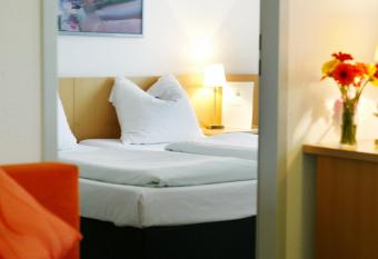 Ariva Boardinghouse Platanenhof allows 18 year olds to book a room