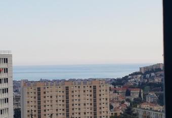 NEW CHEAP PRIVATE ROOM, KITCHEN , OVERWIEUW sea,TRAM on spot, 12 minutes from nice train station with tram , beach in 17 min tram , CHAMBRE PRIV  E pas cher, cuisine   quip  e , tram sur place, APER  U mer, 12 min de la gare de Nice avec le tram, 17 min plage allows 18 year olds to book a room