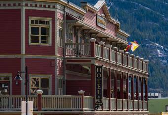 Kaslo Hotel has Balcony rooms