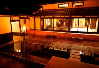 NEOLD Private House has Balcony rooms