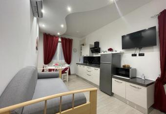 Alice sweet home has Balcony rooms