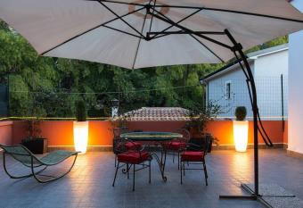 La Terrazza sul Parco Suite has Balcony rooms