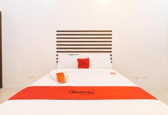 RedDoorz @ Jardin LRT Tayuman Manila has Smoking rooms