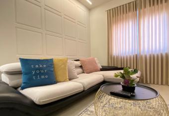 Comfort Apartament, Near the beach has Balcony rooms