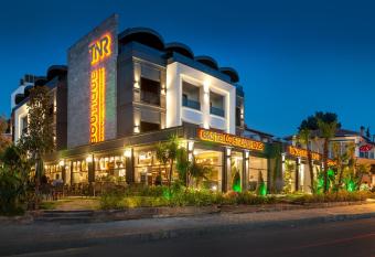 TNR BOUTIQUE HOTEL&SPA has Balcony rooms