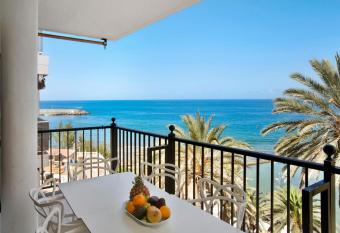 Sunset View Arguineguin has Balcony rooms