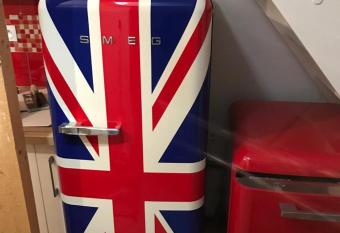 Prunete plage Petit maison wifi-free allows 18 year olds to book a room