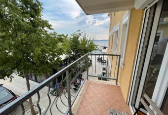 Apartmani Talakic has Smoking/Balcony rooms