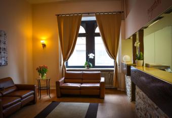 Hotel am Landeshaus has Balcony rooms