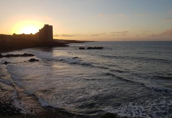 Apartamento MiraMar allows 18 year olds to book a room