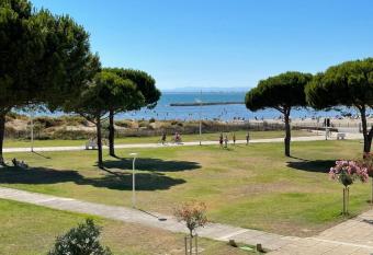 Le Mistral allows 18 year olds to book a room