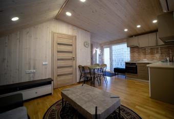 K  dainiai Old town apartment has Balcony rooms