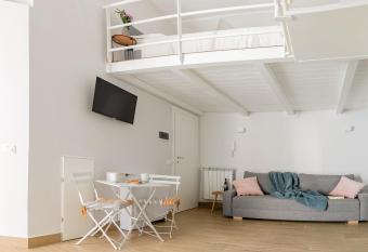 Mare all Arco Casa Vacanze has Balcony rooms