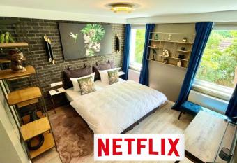 IQ Hotel Hannover allows 18 year olds to book a room