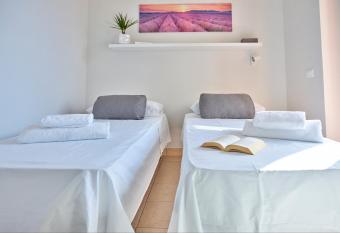 Sibylla Apartment has Balcony rooms