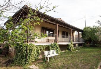 Welcomely - Villa Is Sorris Pintixedda has Balcony rooms