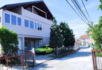 Dino Sarajevo Apartment has Balcony rooms