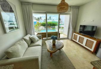 Residencial Mananero II allows 18 year olds to book a room