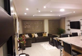 Hermoso apartamento en condominio La Victoria has Balcony rooms