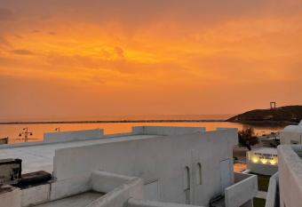 Portara Gem Apartments allows 18 year olds to book a room